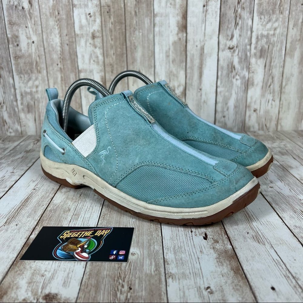 COLUMBIA BOUE Suede Water‎ Shoes - Womens 10